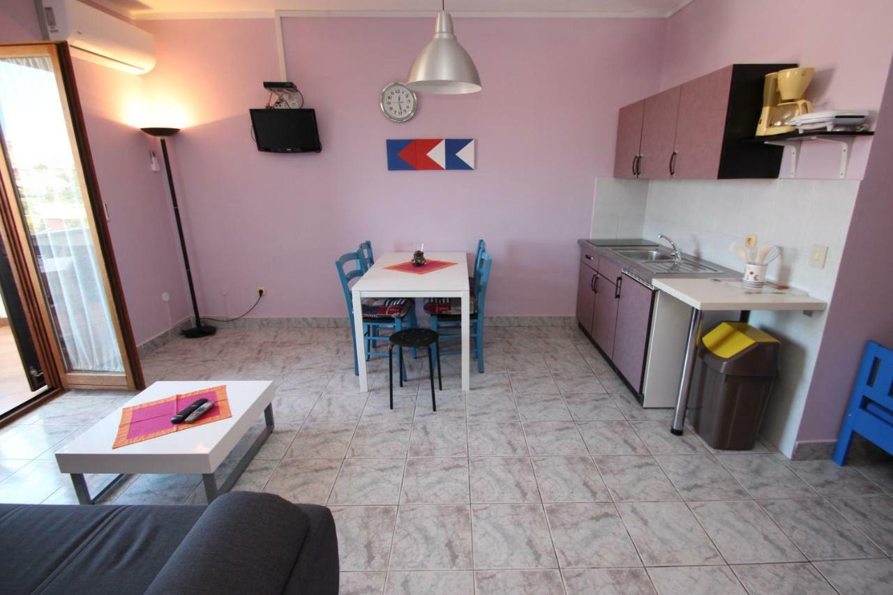 Apartment Sandi ヴルサル エクステリア 写真